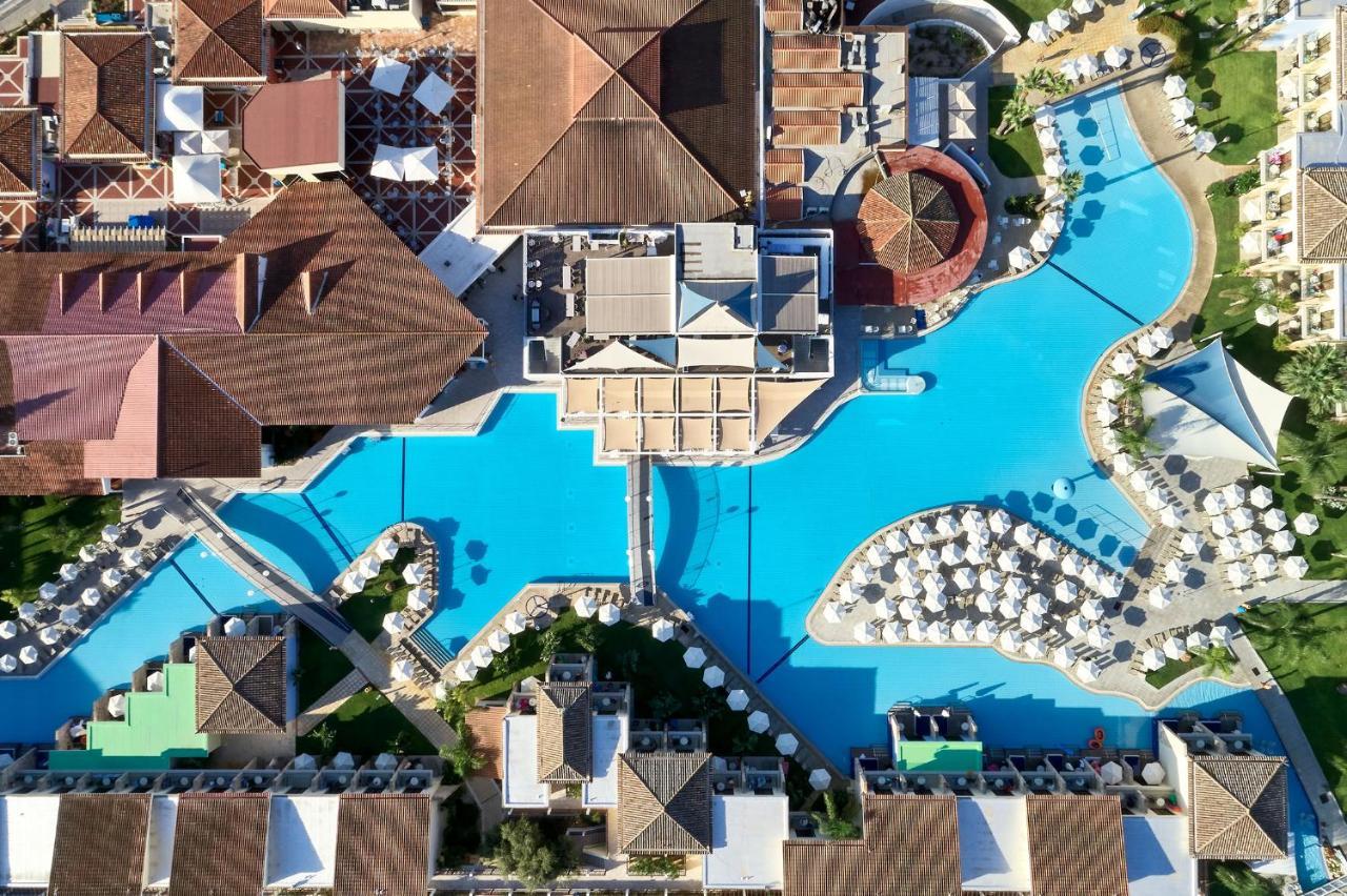 Atlantica Aeneas Resort Agia Napa Exterior foto
