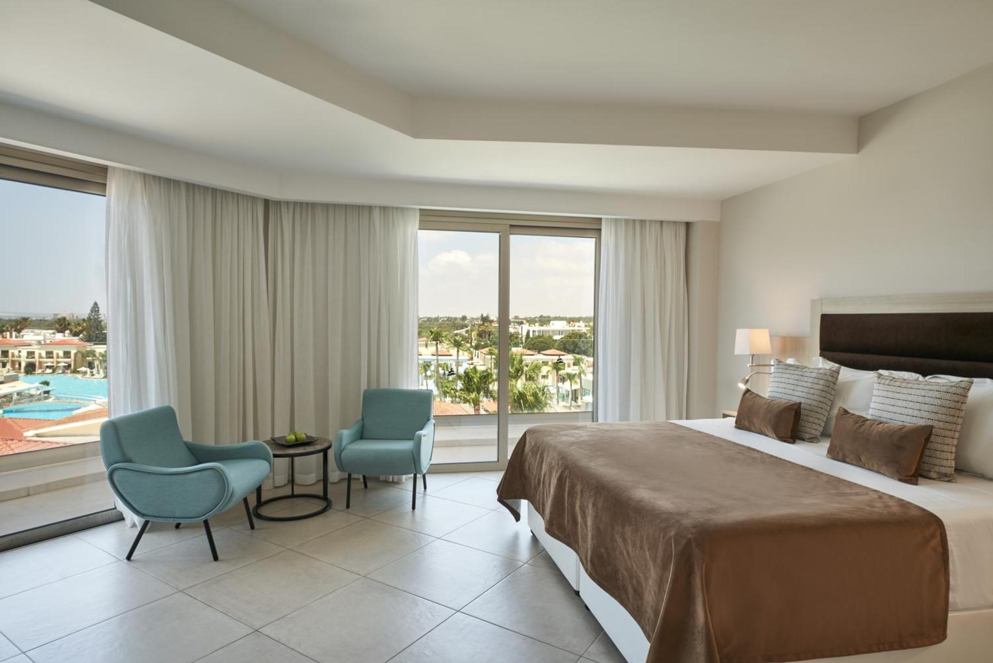 Atlantica Aeneas Resort Agia Napa Exterior foto